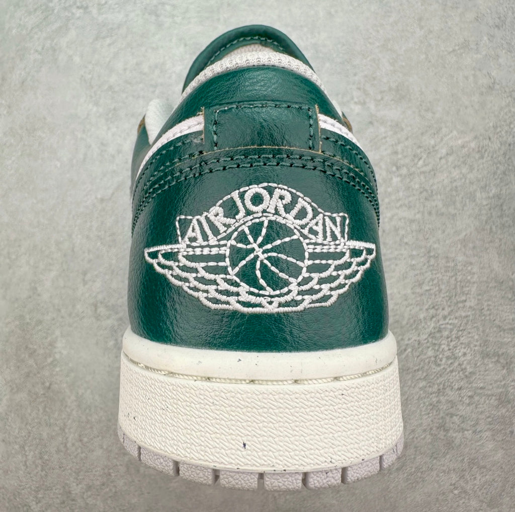 Air Jordan 1 AJ1 Classic High-Top Sneakers